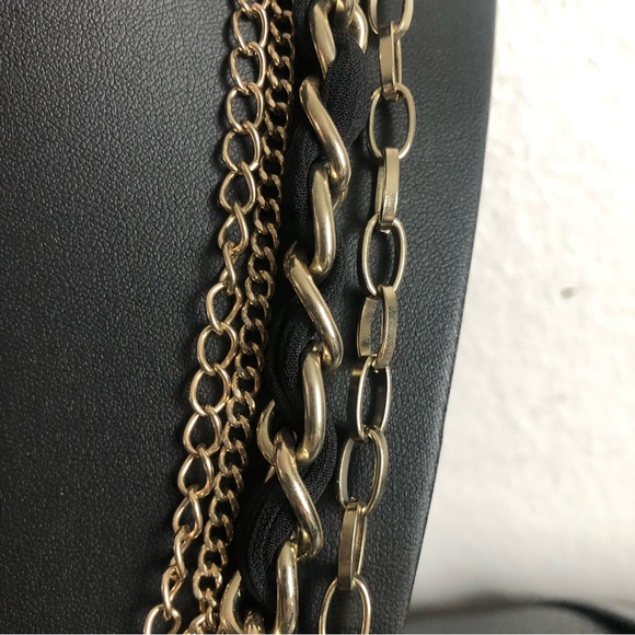 Forever 21 Black & Gold Chain Link Necklace - Picture 5 of 11
